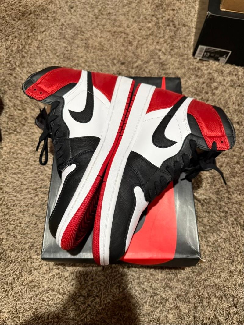 Jordan 1 Retro High Satin Black Toe (Women's) - Used/Worn